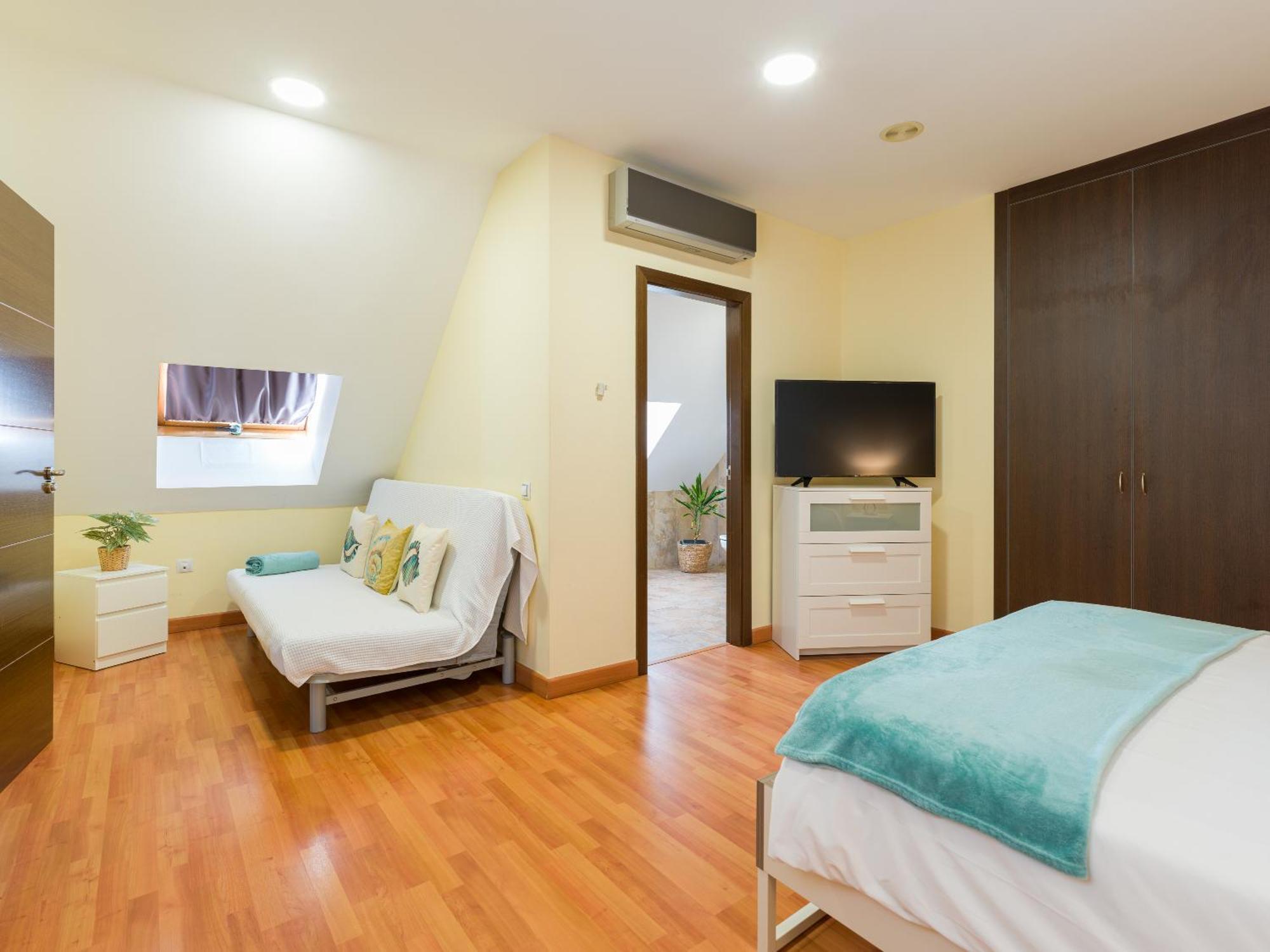 City Family Avatar Duplex Near The Beach Las Palmas de Gran Canaria Exterior photo