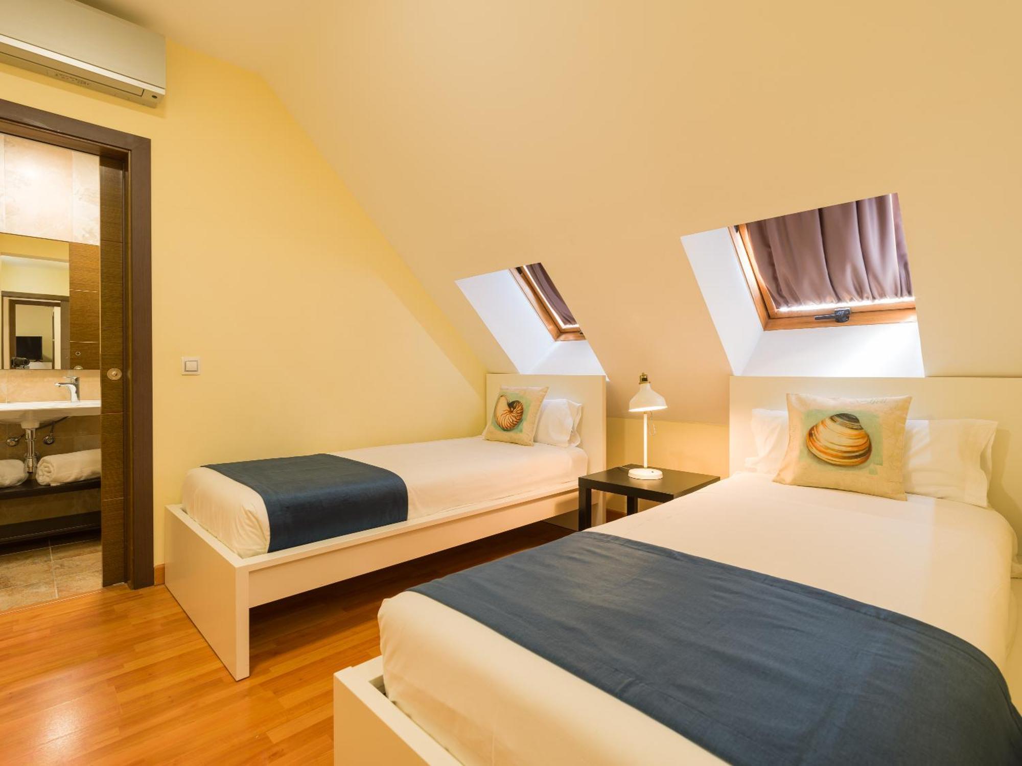City Family Avatar Duplex Near The Beach Las Palmas de Gran Canaria Exterior photo