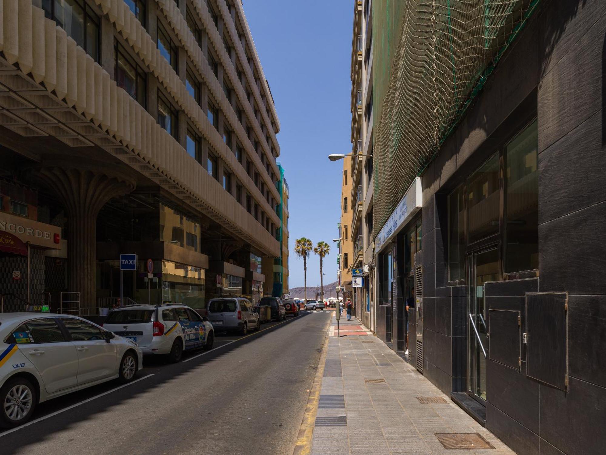 City Family Avatar Duplex Near The Beach Las Palmas de Gran Canaria Exterior photo